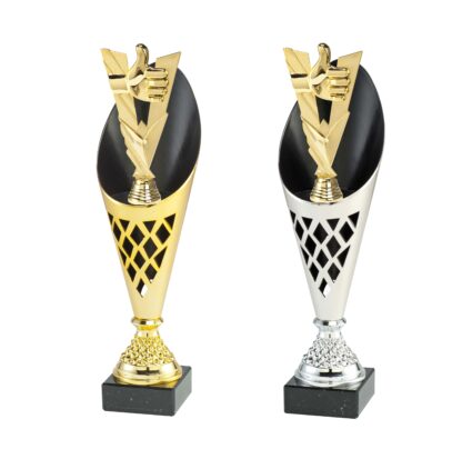 L020 Luxe Gouden of Zilveren Beker met Goed gedaan topstuk shape